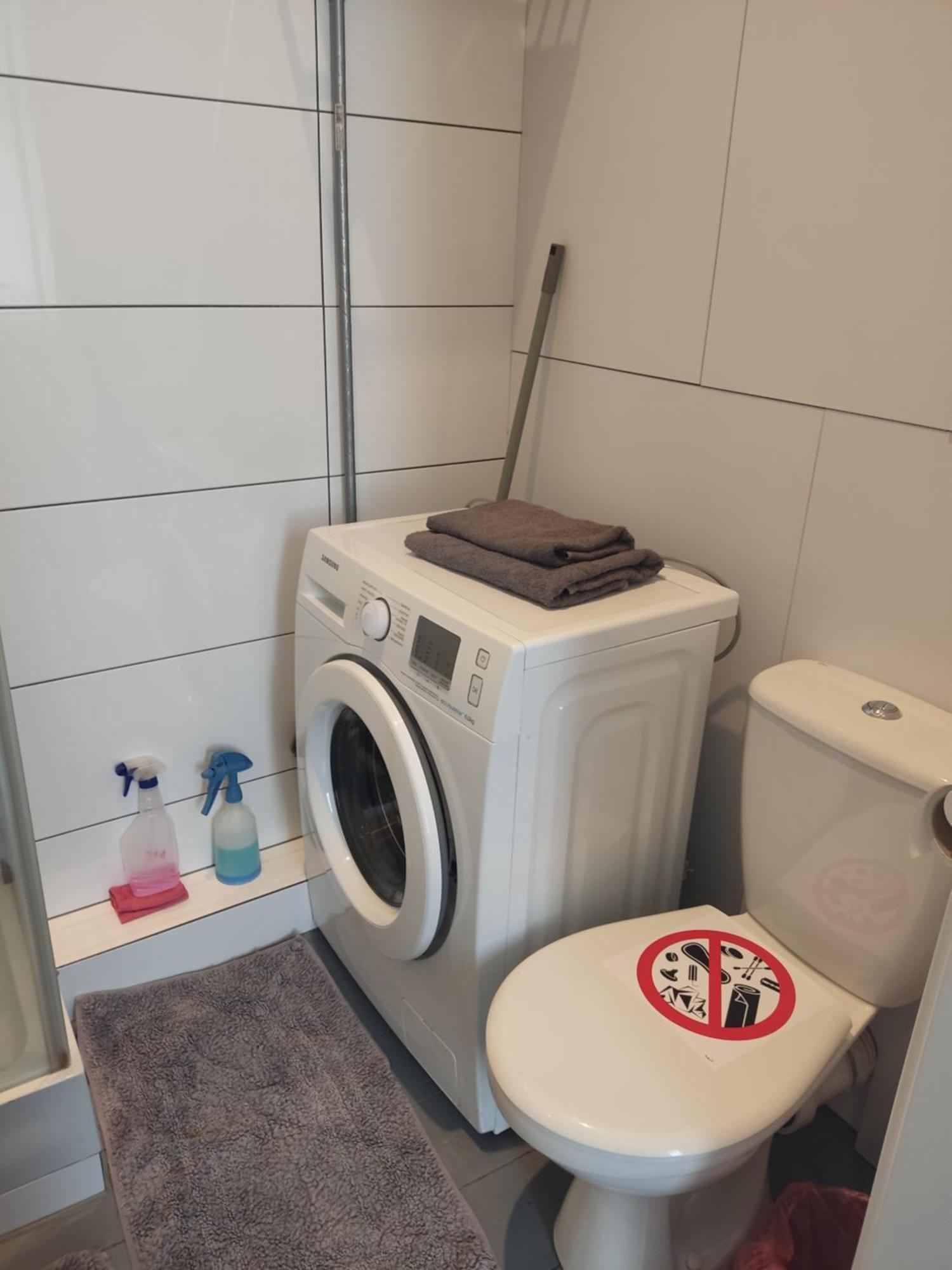 Kawalerka W Centrum Leszna. Leszno  Kültér fotó